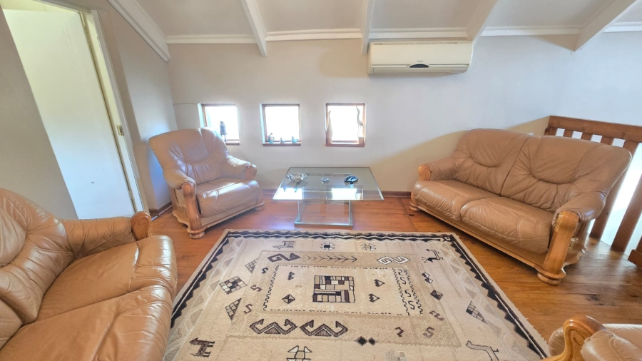 3 Bedroom Property for Sale in Pentagon Park Free State